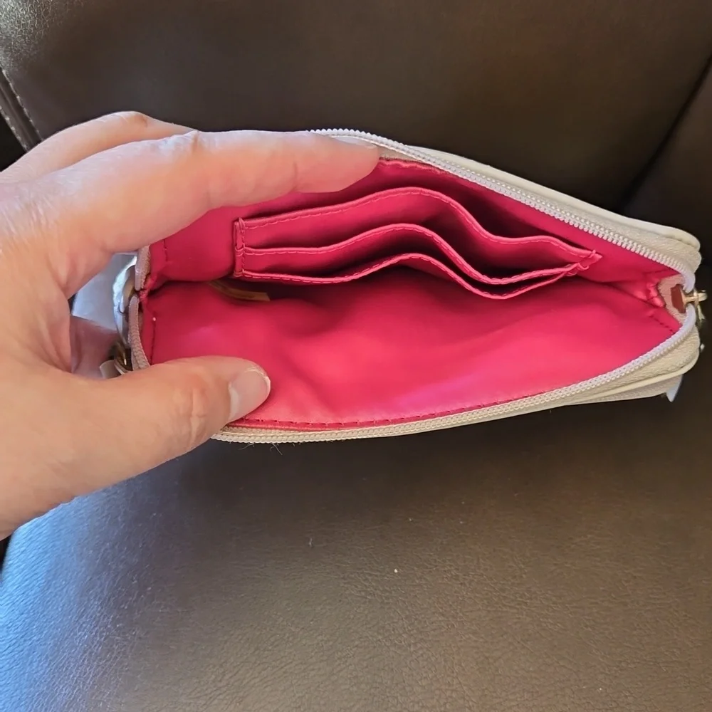 Coach Women's Wallet - Picture 3 of 7